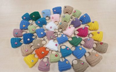 LLAVEROS CROCHET BOLSITOS